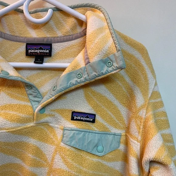 Patagonia Synchilla Yellow and Cream Pullover Size Large - Picture 3 of 8